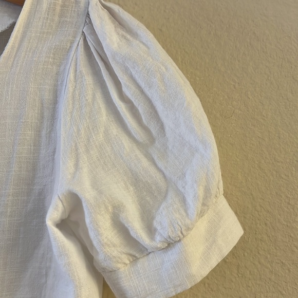 Puff sleeve square neck blouse - Picture 3 of 4